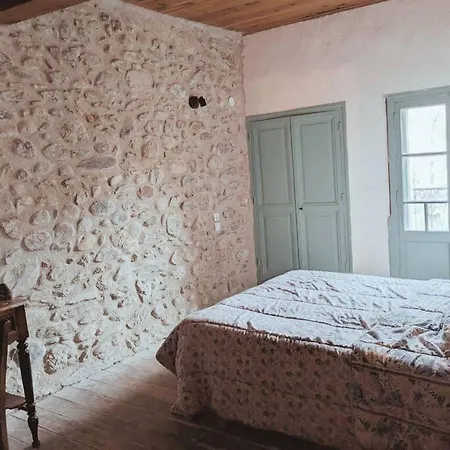 Hébergement de vacances Charmante Maison Catalane Codalet